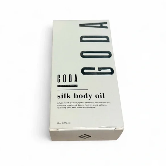 GODA Silk Body Oil - Picture 2 of 4